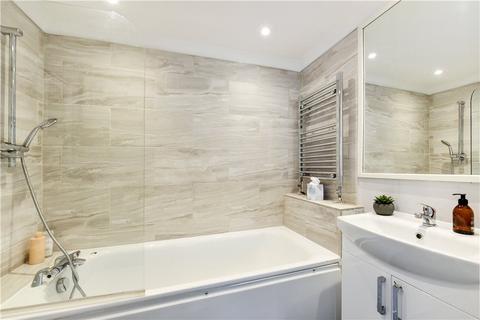 2 bedroom apartment to rent, Upper Berkeley Street, Marylebone