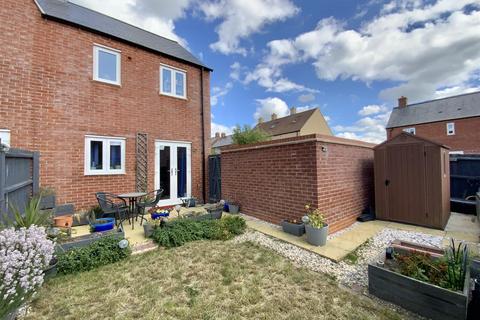 12 Bangor Close, Towcester, NN12 6UH