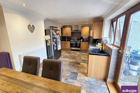 43 Heol Illtyd, Neath, SA10 7SE