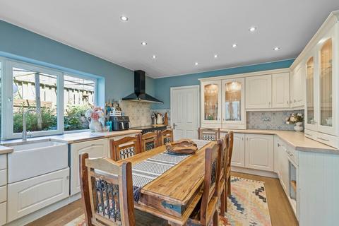 62 The Crossways, Otley, LS21 2AR