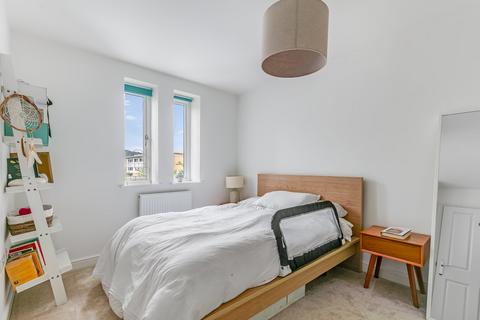 16 Wharfedale Drive, Otley, LS21 2FE