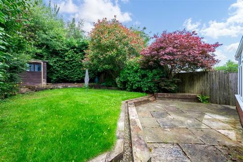 12 Park Mount, Pool In Wharfedale, Otley, LS21 3BX