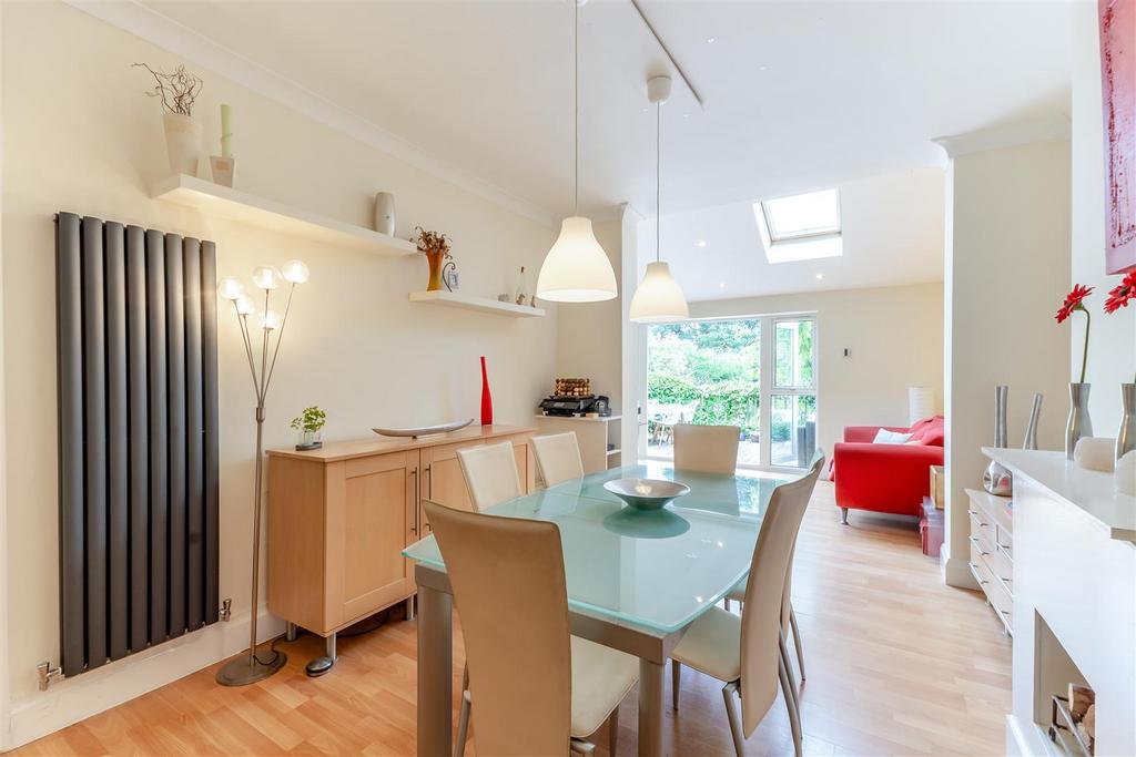8653990-interior32.jpg