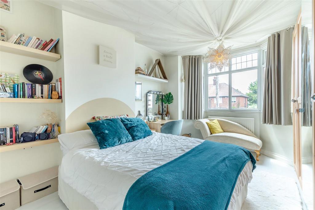 8653990-interior24.jpg