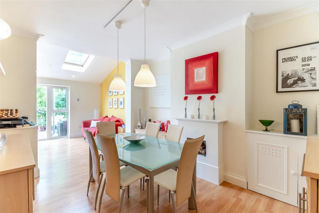 8653990-interior08.jpg