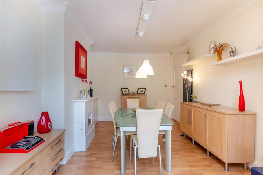 8653990-interior09.jpg