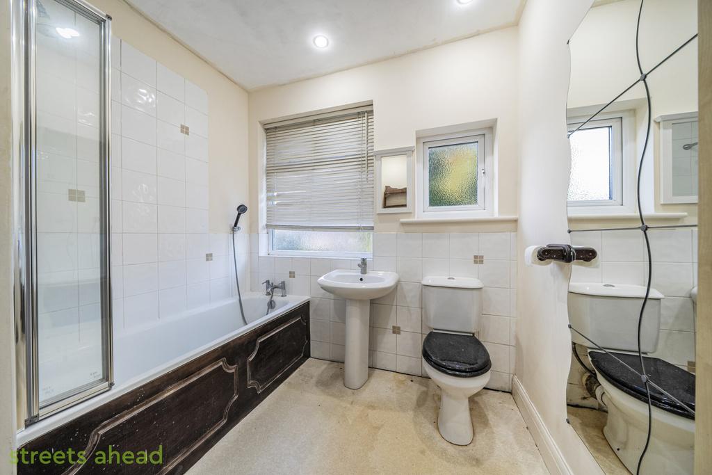 Deb3bd27-785a-4ca...