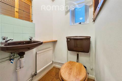undefined, Horsham Road, Owlsmoor, Sandhurst