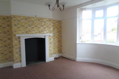2 bedroom semi-detached house to rent, Malim Road, Eastbourne
