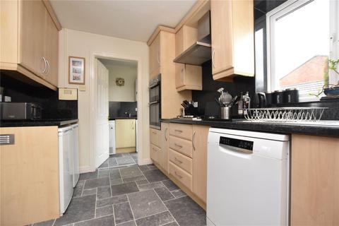 4 bedroom detached house for sale, Arthington Close, Tingley, Wakefield, West Yorkshire