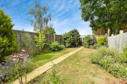 3 bedroom terraced house for sale, Spinning Wheel Mead, Harlow, Essex, CM18