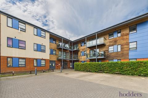 1 bedroom apartment for sale, Pretoria Road, Chertsey, Surrey, KT16