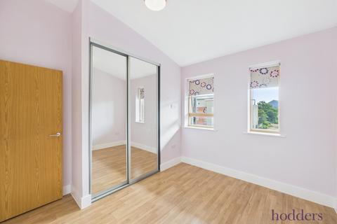 1 bedroom apartment for sale, Pretoria Road, Chertsey, Surrey, KT16