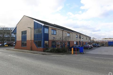 Industrial unit to rent, Boundary Rd Woking GU21 5DH