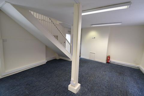 Office to rent, 2A-4 Angel Cres Bridgwater TA6 3EW