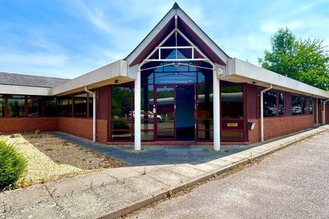 Office to rent, Beaumont Close Banbury OX16 1TH