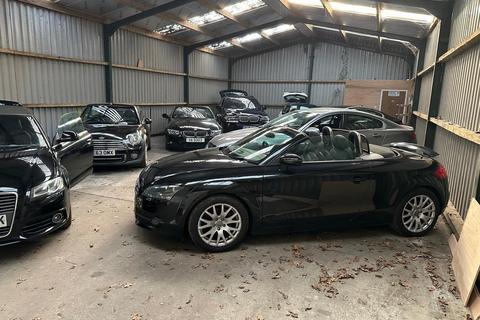 Showroom to rent, 2 Ivy Dene Ln East Grinstead RH19 3TN