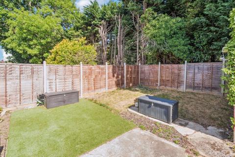 11a Pennylets Green, Stoke Poges, Slough, SL2 4BU