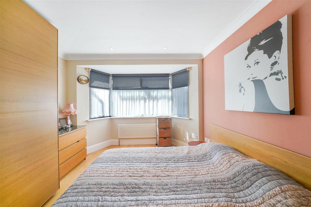 5 Oakwood Crescent - Yt OIQCYY207 Y3 YTS0f1e.jpg