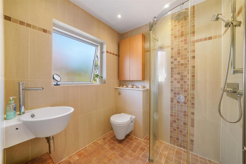 5 Oakwood Crescent - o Mm Kbo Jy13t Z0 Dq Ky2q6.jpg