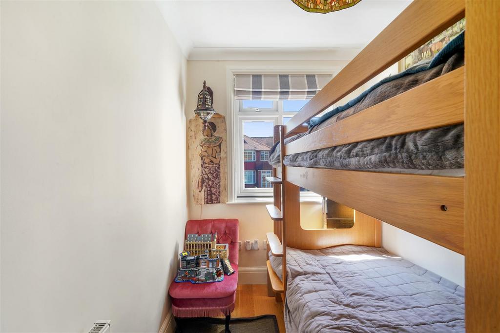 5 Oakwood Crescent - I0 C6 Zp Xv VFPUbqu FSADC.jpg