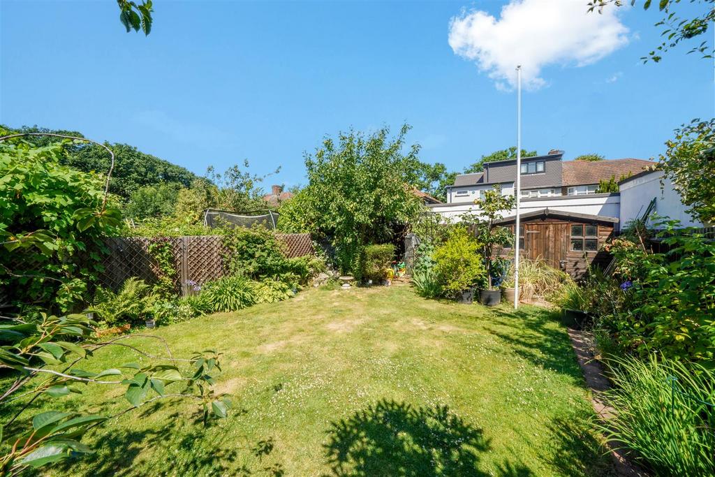 5 Oakwood Crescent - r DLtxk RCEFZp GPZ4qv Sm.jpg