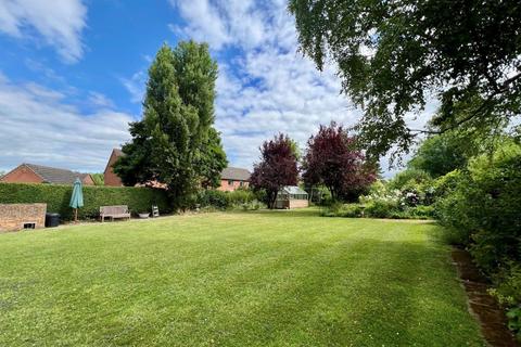4 bedroom detached house for sale, Burton Road, Melton Mowbray