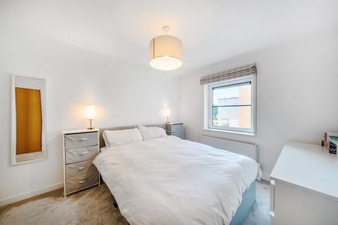 1 bedroom flat for sale, Scott Avenue, Wandsworth, London, SW15