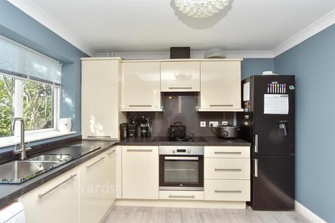3 bedroom chalet for sale, Waterloo Hill, Sheerness ME12