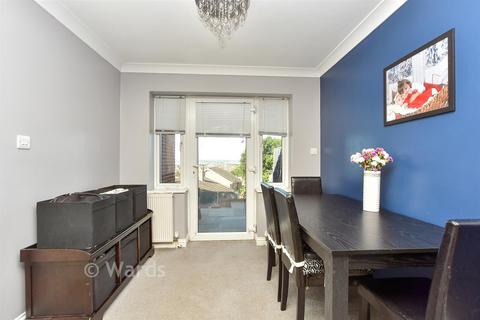 3 bedroom chalet for sale, Waterloo Hill, Sheerness ME12