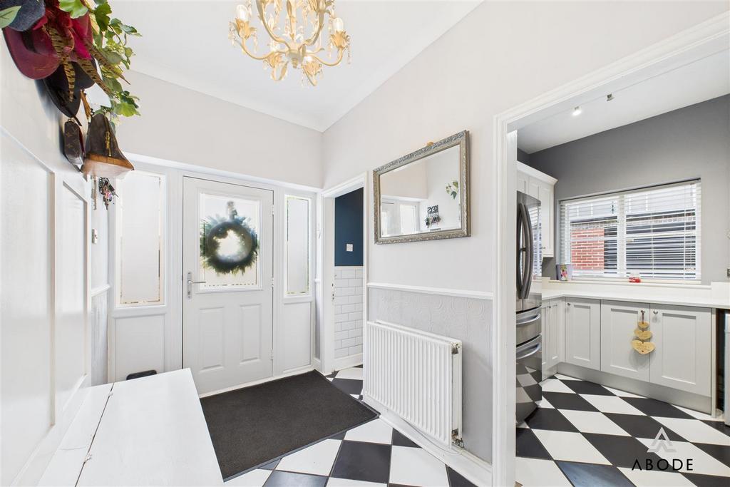 CAM02696 G0-PR0651-STILL001.jpg