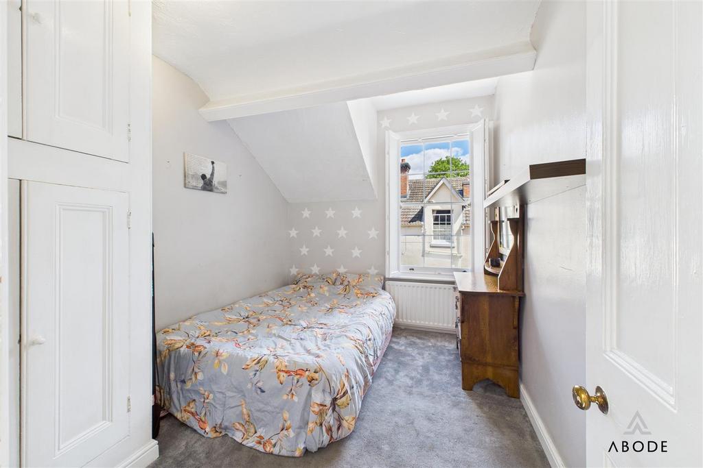 CAM02696 G0-PR0651-STILL023.jpg