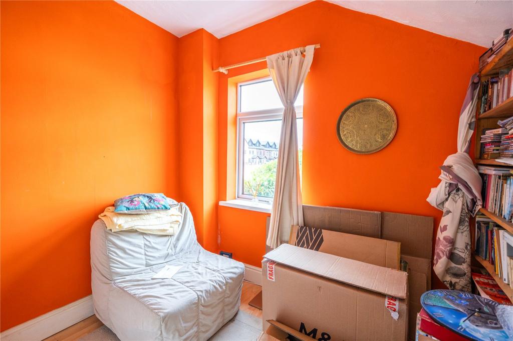 Bedroom 3 (2)
