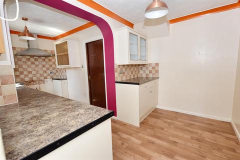123 Broadgate Close, Northrepps, Cromer, NR27 0LR