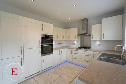 4 bedroom detached house to rent, Massey Close, Coventry, CV4