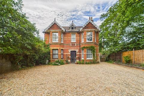Thornham Gringer Hill, Maidenhead, SL6 7LY