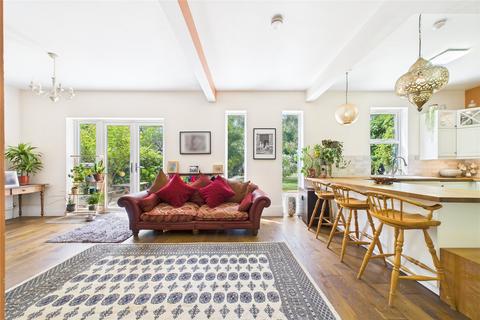 Thornham Gringer Hill, Maidenhead, SL6 7LY