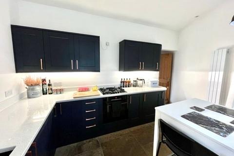 2 bedroom terraced house to rent, Perseverance Street, Baildon, Shipley, BD17
