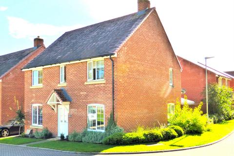 4 bedroom detached house to rent, Thompson Road, Tidworth SP9