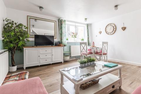 2 bedroom semi-detached house for sale, Hunstanton