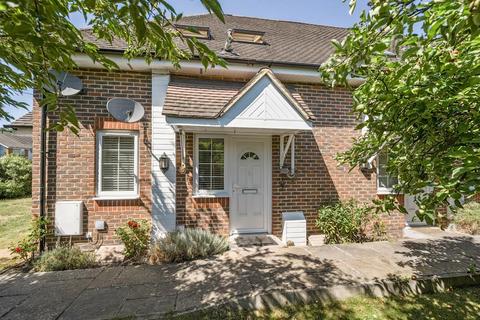 undefined, Shepperton,  Surrey,  TW17