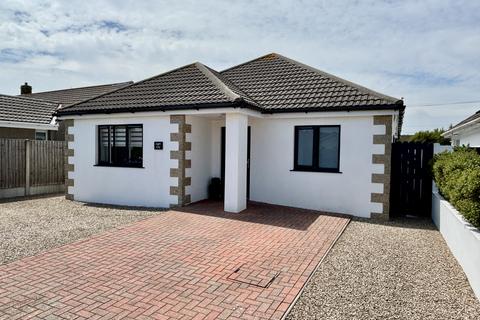 4 bedroom bungalow for sale, Johns Corner, Rosudgeon, TR20 9PJ
