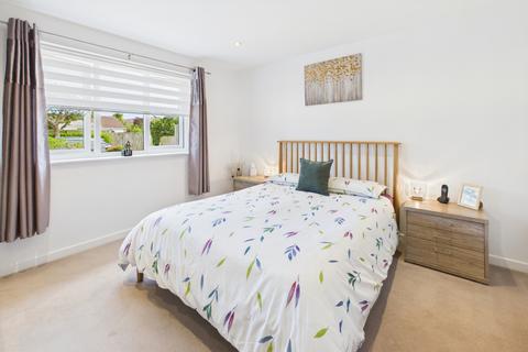 4 bedroom bungalow for sale, Johns Corner, Rosudgeon, TR20 9PJ
