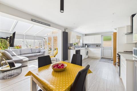 54 Ashbury Drive, Weston-super-mare, BS22 9QS