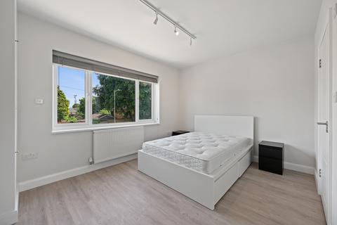 1 bedroom house of multiple occupation to rent, Hagden Lane, Watford, Hertfordshire