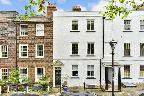 4 bedroom townhouse for sale, Prospect Row, Gillingham ME7