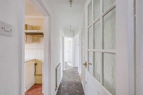 3 bedroom semi-detached bungalow for sale, Clyde Crescent, Rayleigh, SS6