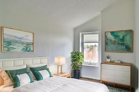 3 bedroom terraced house for sale, Chatham ME4