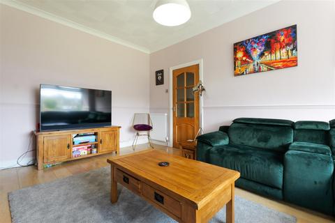 115 Carnwath Road, Carluke, ML8 4DP