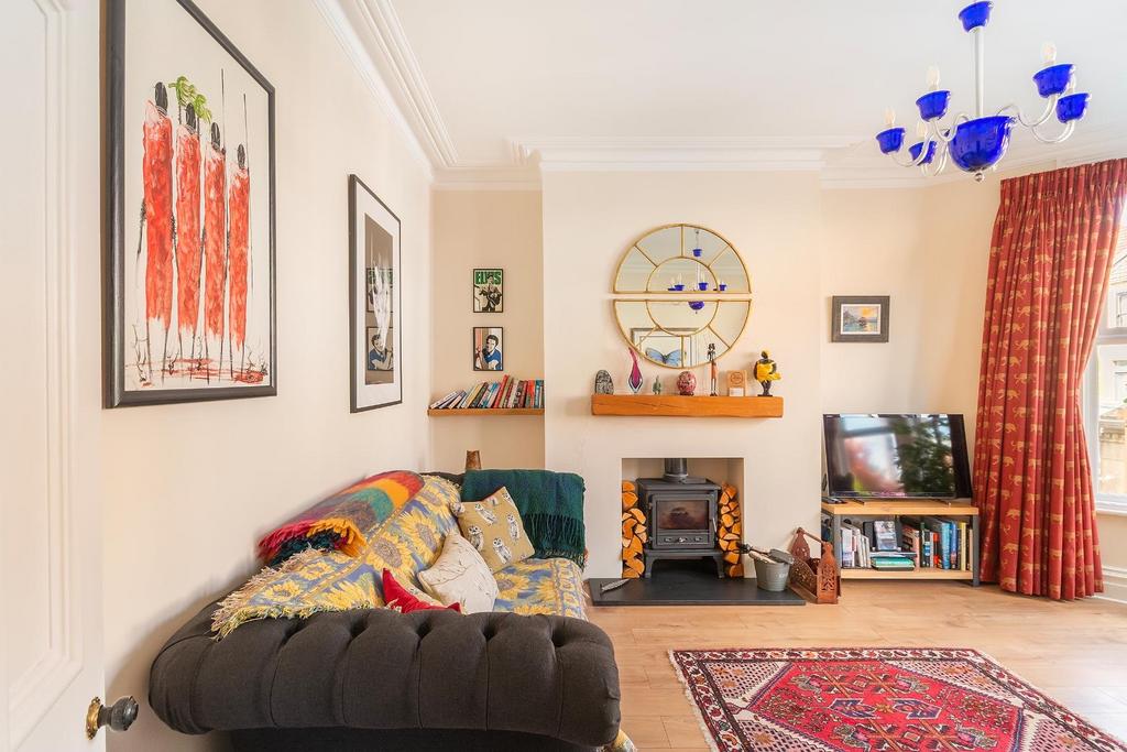 1 B9 RKE - Living Room D.jpg